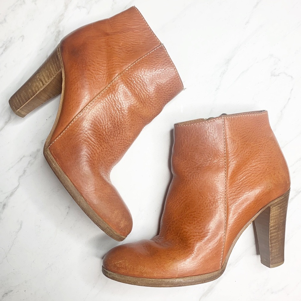 Madewell Whiskey Carmel color heeled booties